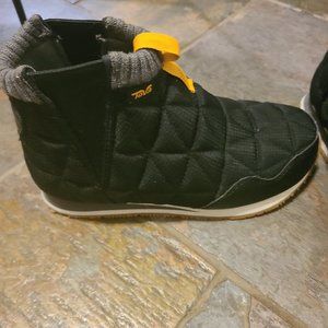 Black Teva ReEMBER MID